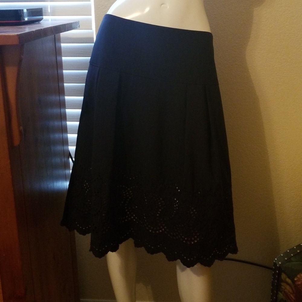 Ann Taylor navy blue mid length skirt